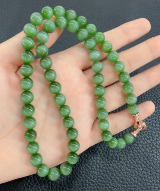 Green Nephrite Necklace